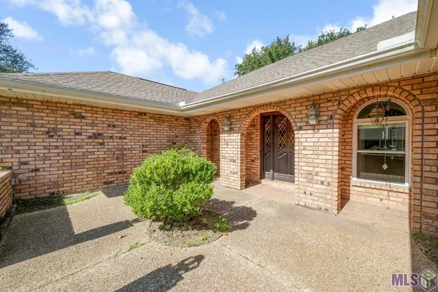 $270,000 | 133 Somerset Road, Laplace, LA 70068