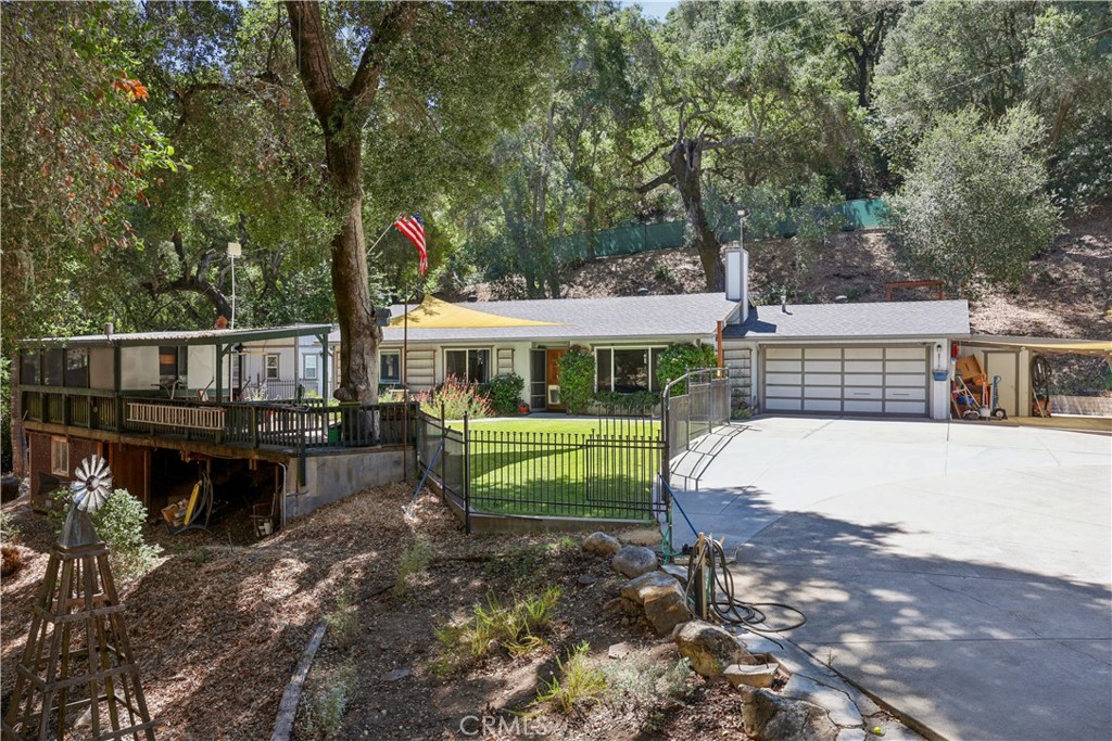 8390 Del Rio Road Atascadero, CA 93422 - Photo 16 of 24 Gallery Image 16
