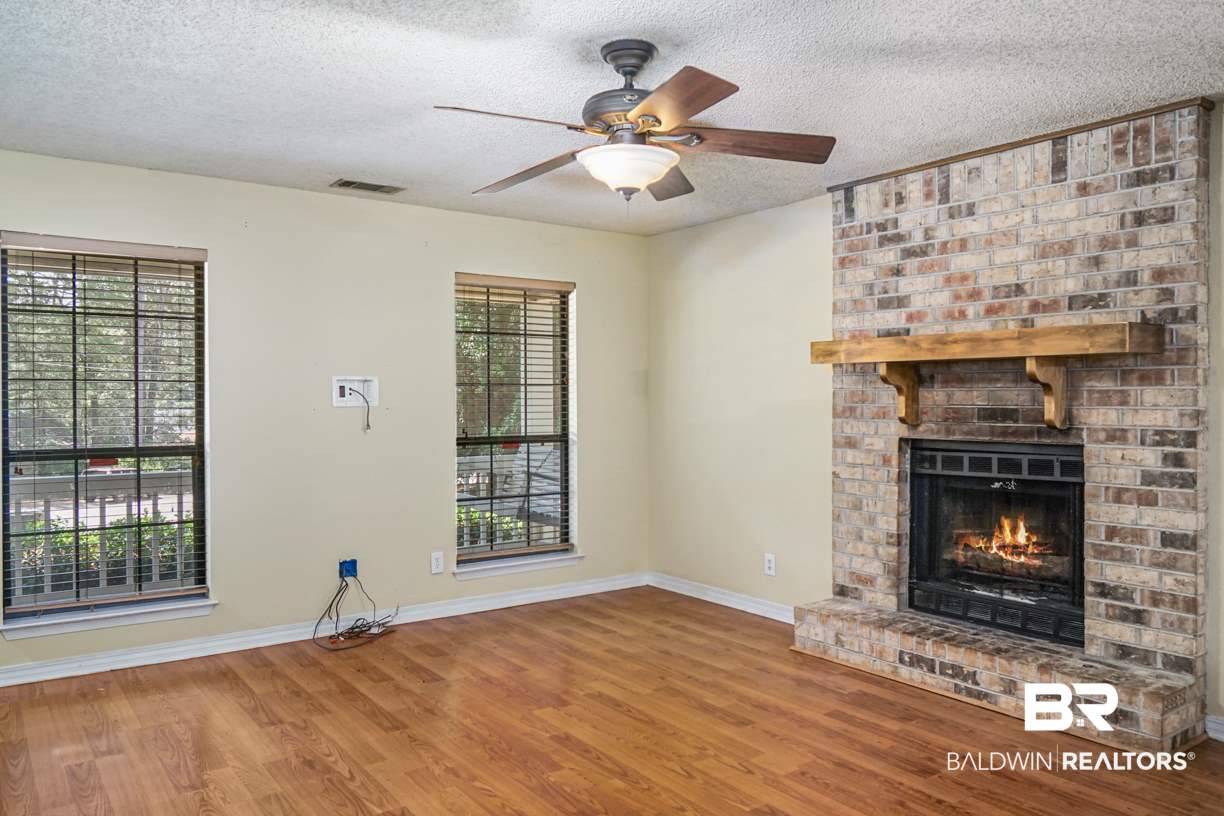 105 Paige Circle Daphne, AL 36526 - Photo 2 of 33