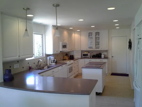 $4,000 | 9714 East Sherwood Way, Sun Lakes, AZ 85248