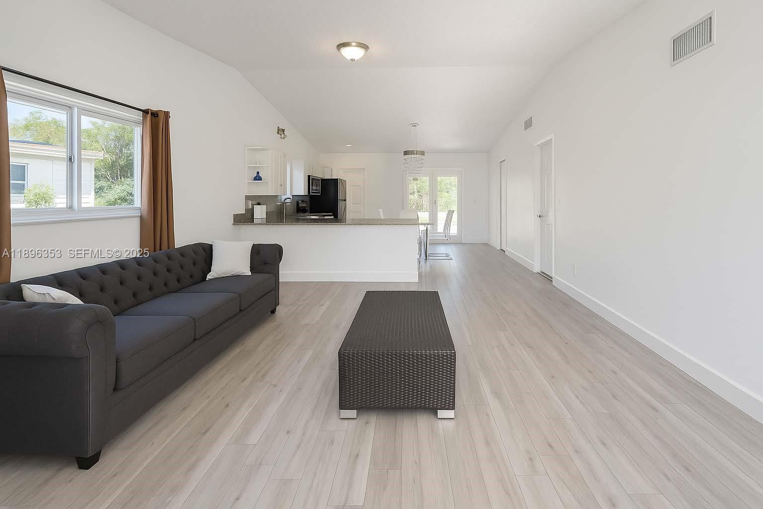 15930 Southwest 305th Terrace Homestead, FL 33033 - Photo 4 of 12