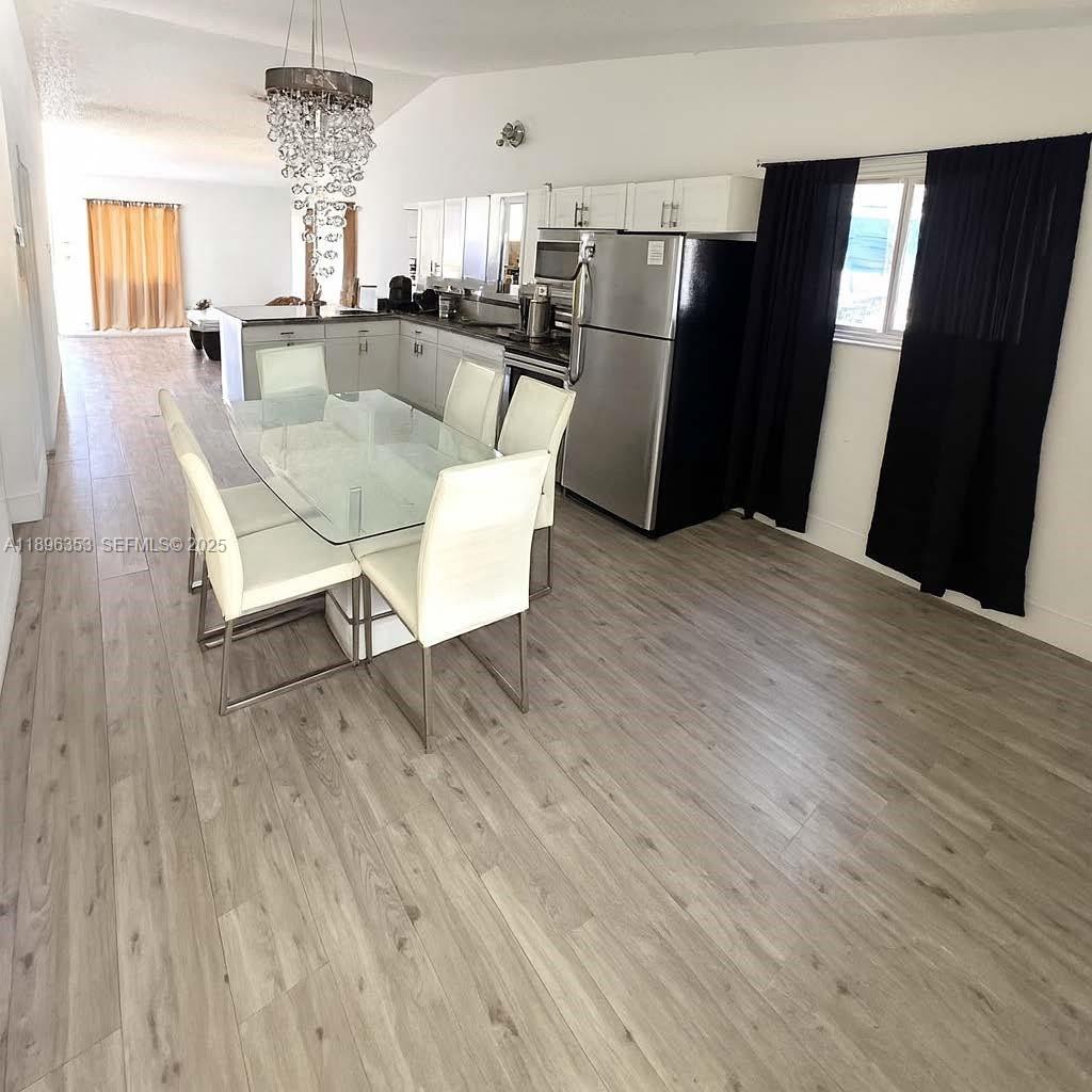 15930 Southwest 305th Terrace Homestead, FL 33033 - Photo 6 of 12