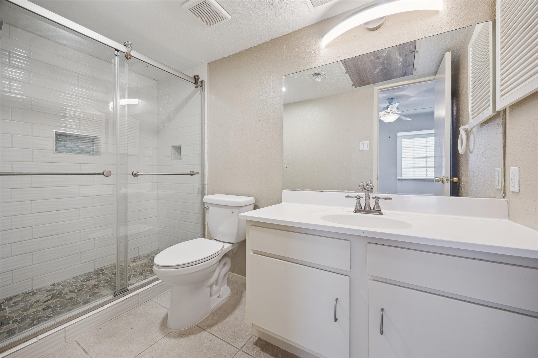 5807 Beverly Hill Street, Unit 23 Houston, TX 77057 - Photo 12 of 13