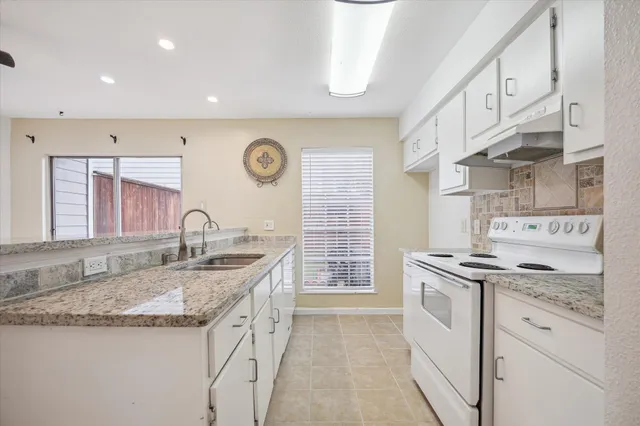 $1,590 | 5807 Beverly Hill Street, Unit 23, Houston, TX 77057