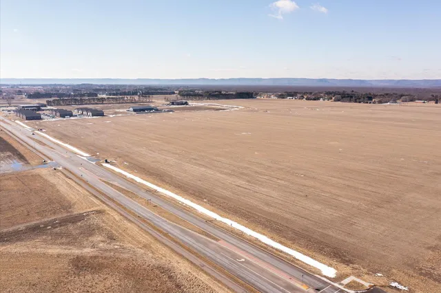 $4,876,977 | 0 Schaller Boulevard, Holmen, WI 54636