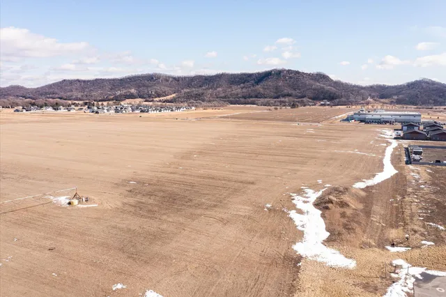 $4,876,977 | 0 Schaller Boulevard, Holmen, WI 54636