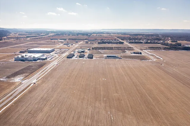 $4,876,977 | 0 Schaller Boulevard, Holmen, WI 54636