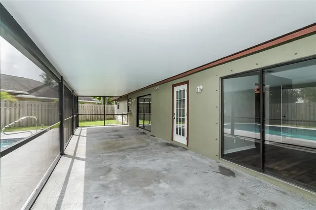 a view of an entryway of the house