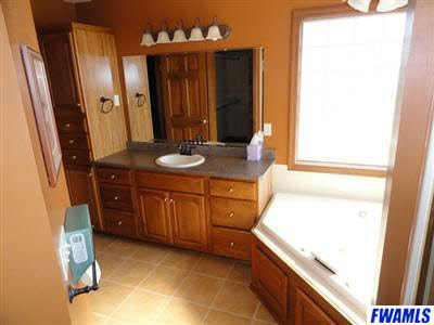 5149 State Rte 101 Butler, IN 46721 - Photo 12 of 17