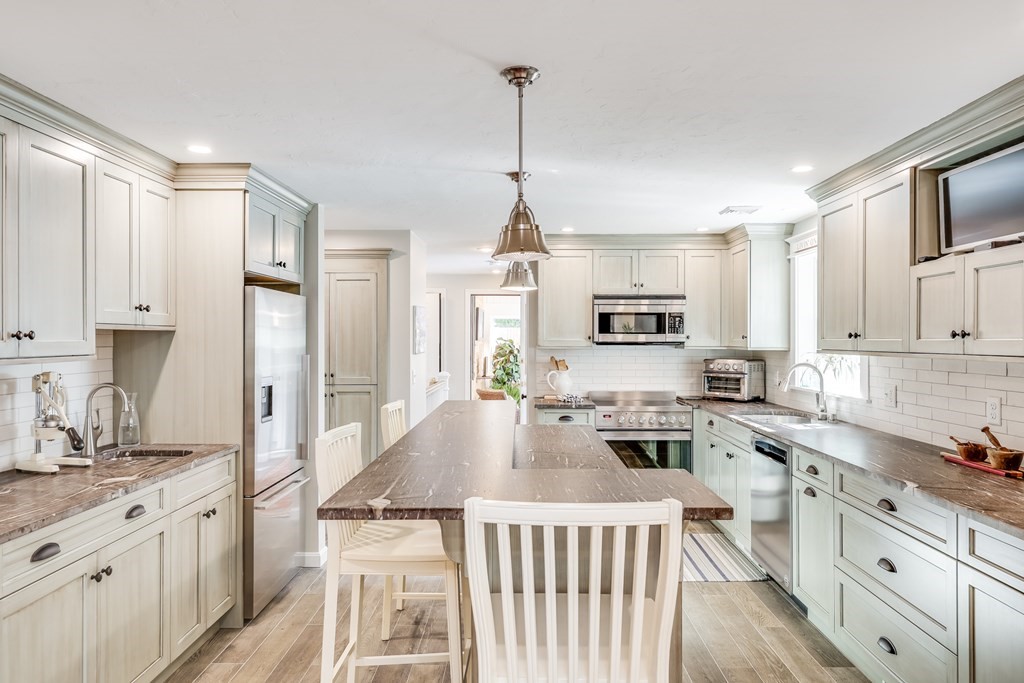 51 Northgate Road Chatham, MA 02633 - Photo 9 of 42