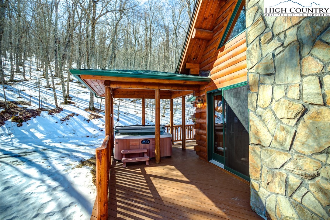 3933 Junaluska Road Boone, NC 28607 - Photo 6 of 37