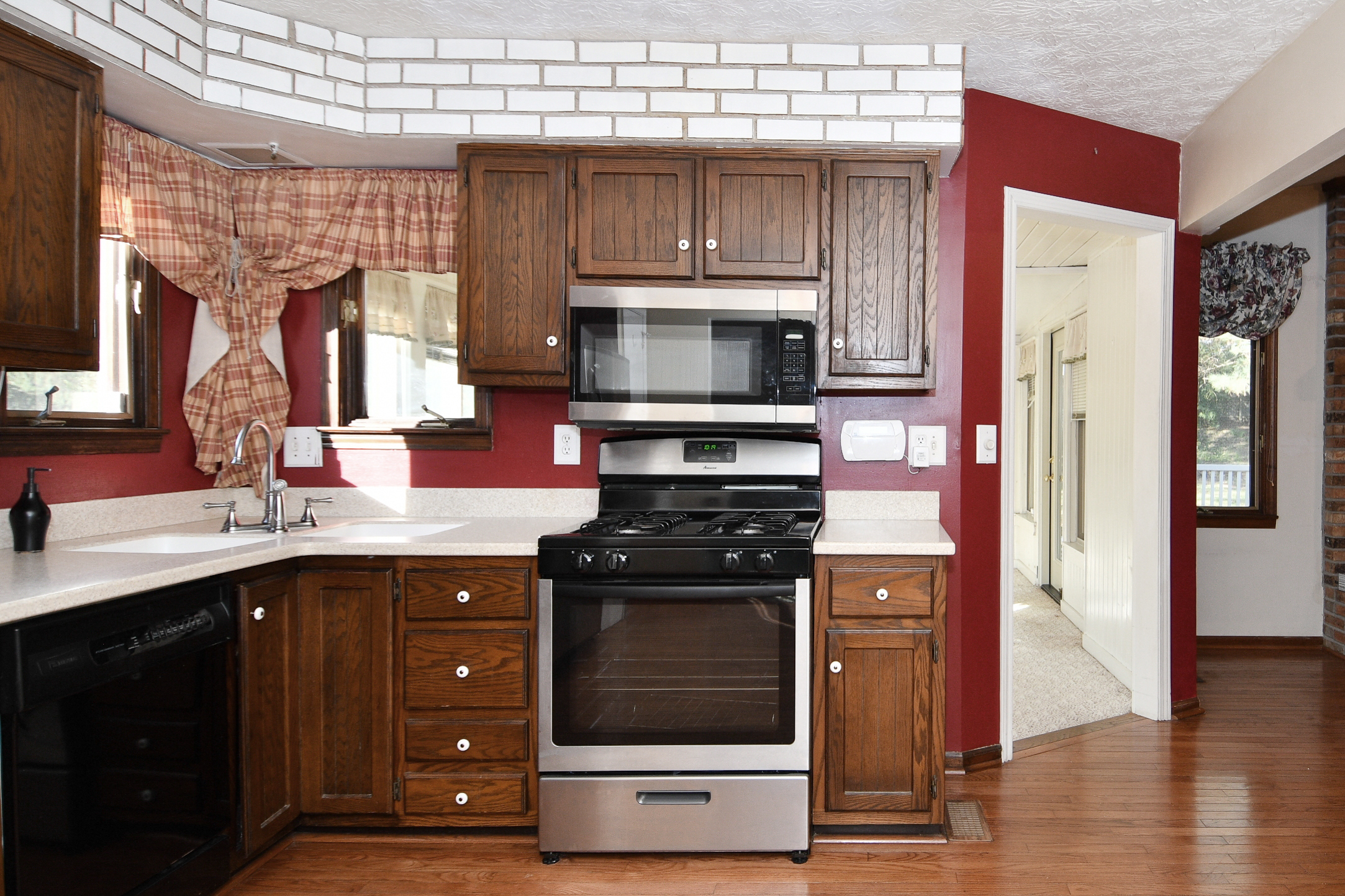 132 Leaning Tree Road Greenwood, IN 46142 - Photo 16 of 60