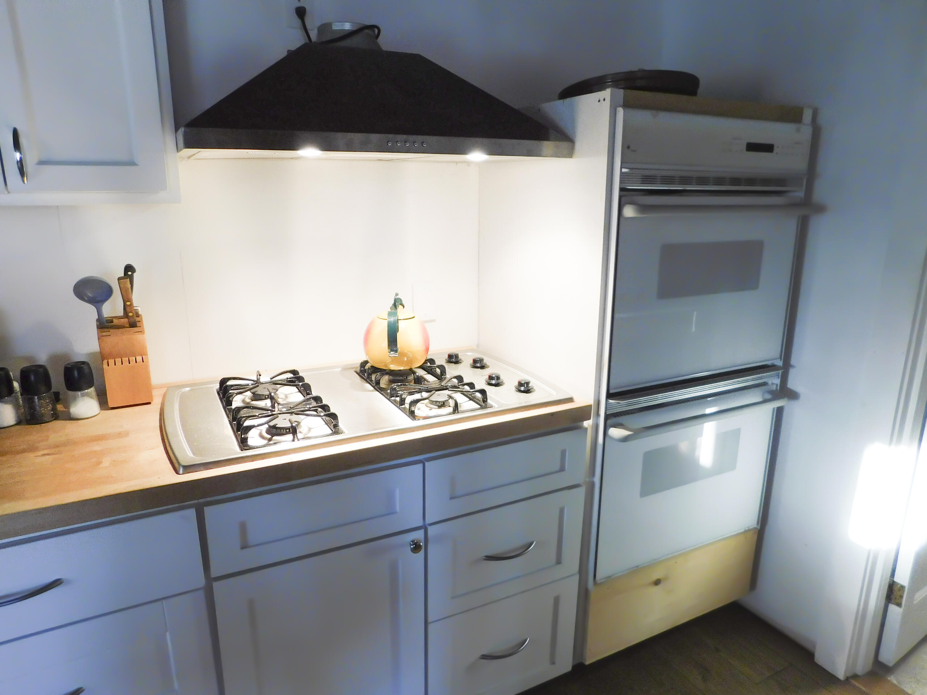 1096 Silvers Mills Road Sangerville, ME 04479 - Photo 26 of 83 Kitchen