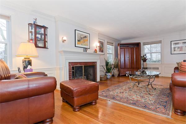 40 Pleasant View Road Arlington, MA 02476 - Photo 3 of 20 Gallery Image 3