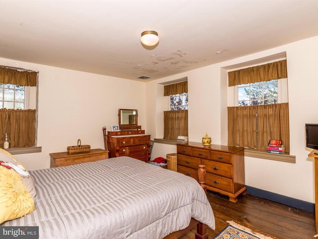 405 Peters Road New Holland, PA 17557 - Photo 14 of 45 Gallery Image 14