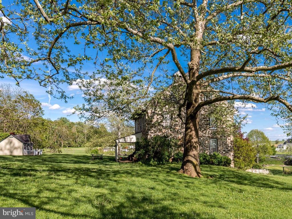 405 Peters Road New Holland, PA 17557 - Photo 23 of 45 Gallery Image 23