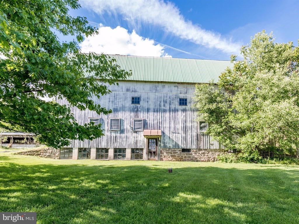 405 Peters Road New Holland, PA 17557 - Photo 24 of 45 Gallery Image 24
