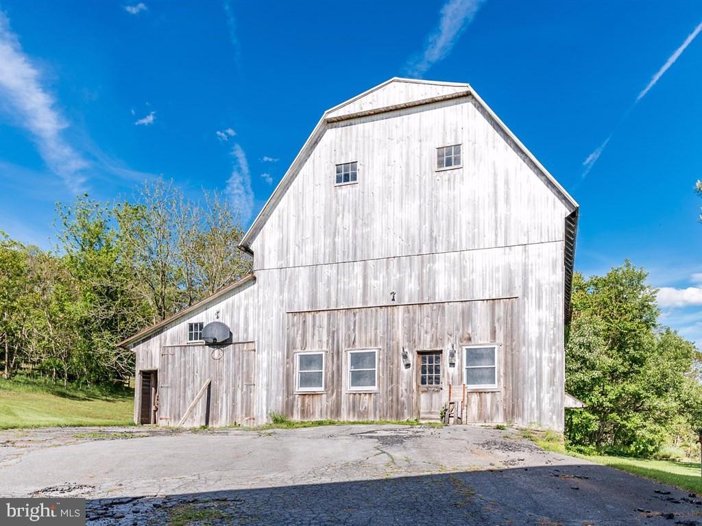 405 Peters Road New Holland, PA 17557 - Photo 26 of 45 Gallery Image 26