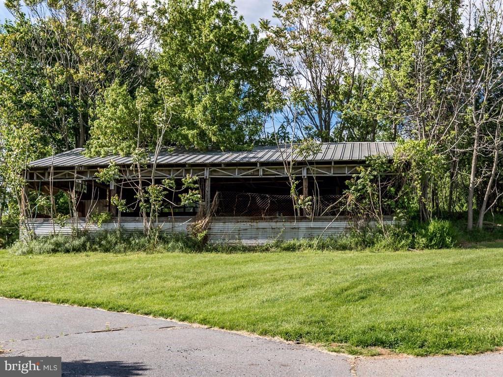 405 Peters Road New Holland, PA 17557 - Photo 27 of 45 Gallery Image 27