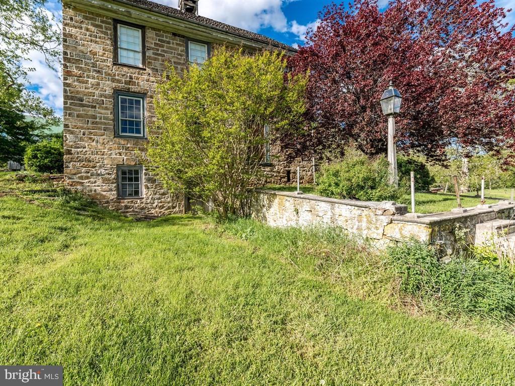 405 Peters Road New Holland, PA 17557 - Photo 37 of 45 Gallery Image 37