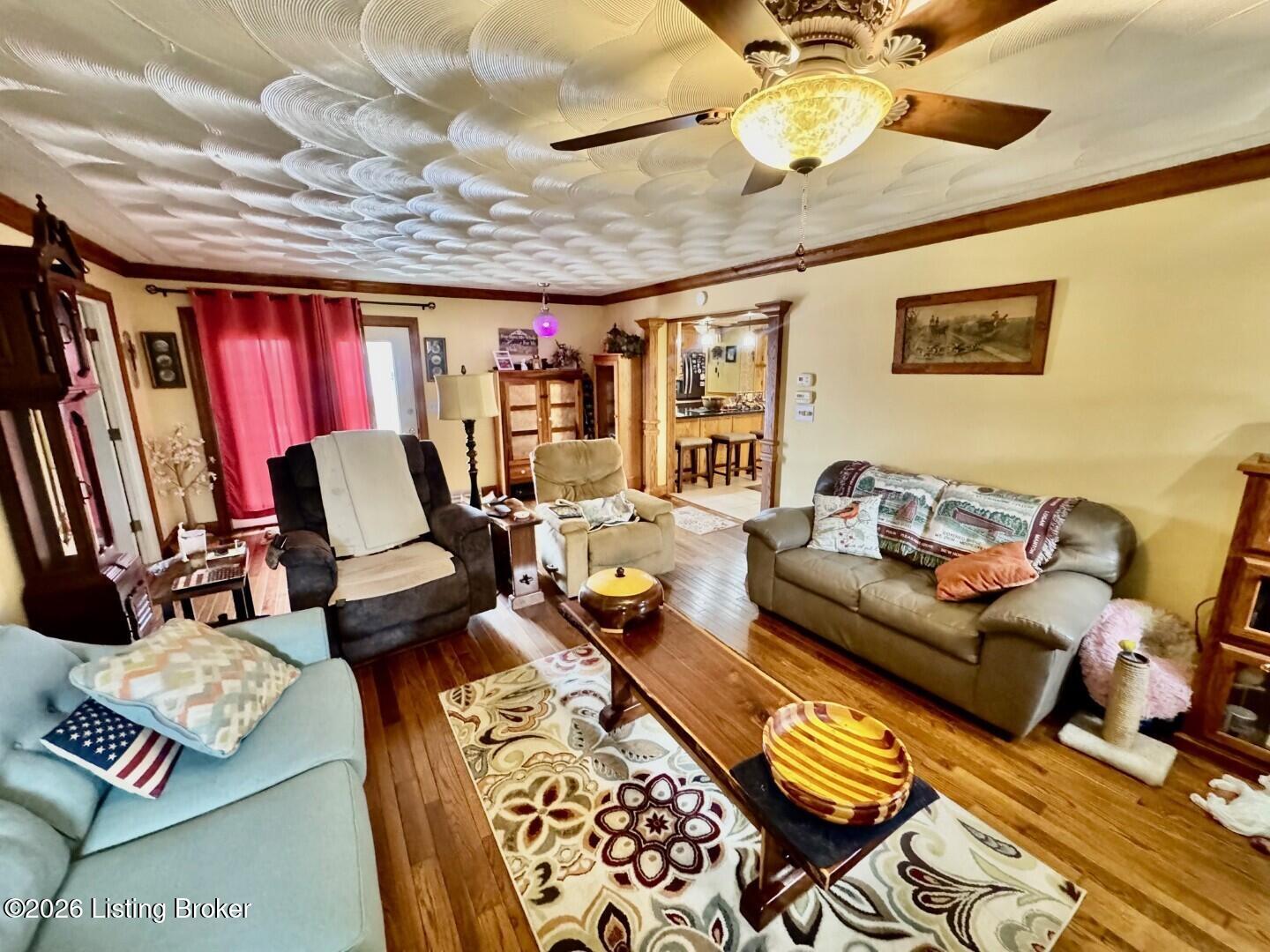 204 Armory Hill Springfield, KY 40069 - Photo 11 of 44 011_Living Room