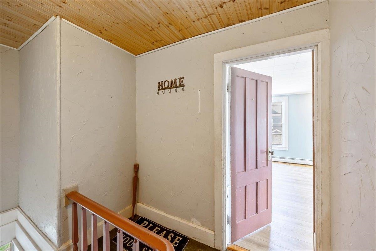 15 2nd Street Swanton, VT 05488 - Photo 23 of 49