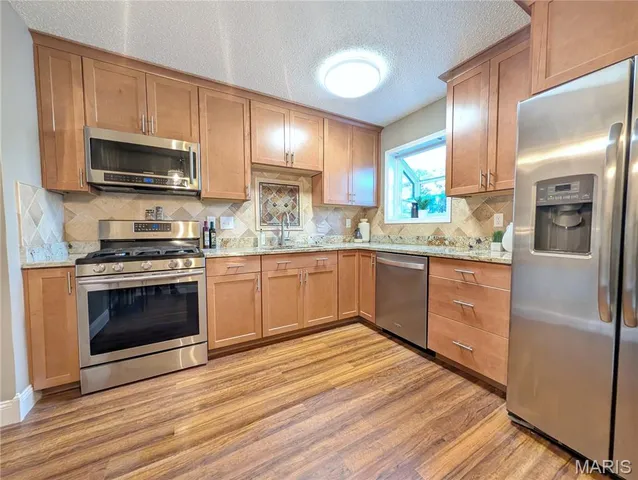 $299,900 | 6208 Stock Bridge Circle, St. Louis, MO 63128