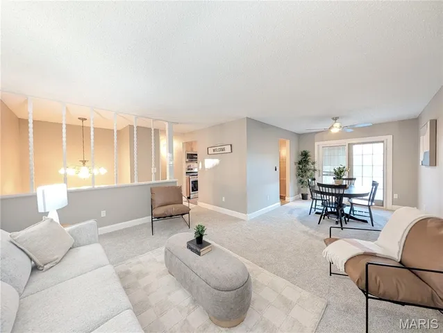 $299,900 | 6208 Stock Bridge Circle, St. Louis, MO 63128