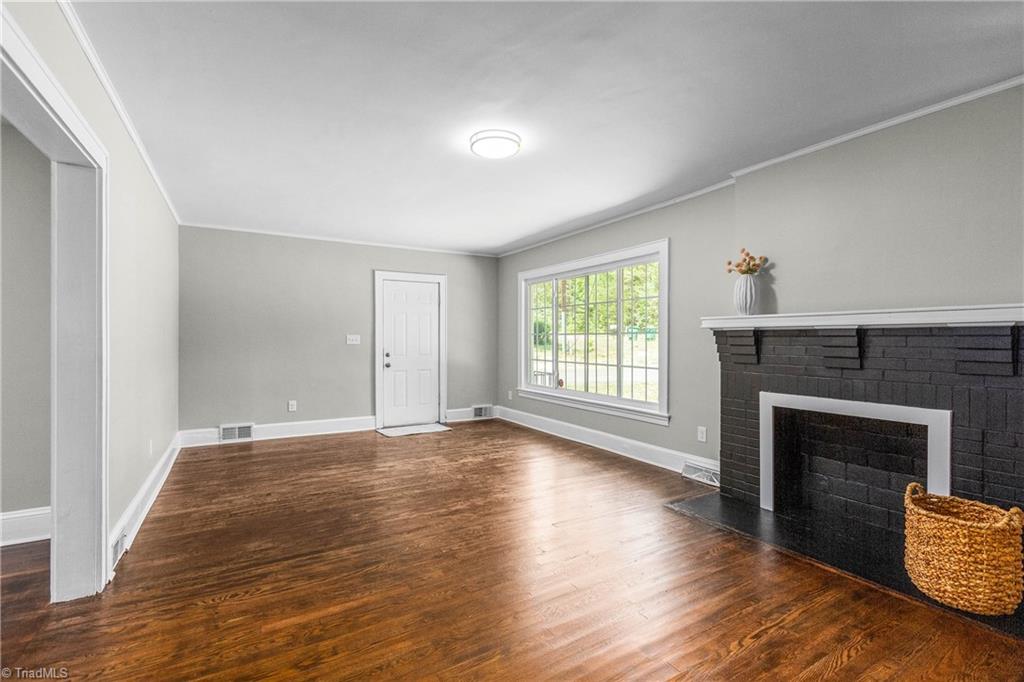 4816 Dippen Road Walkertown, NC 27105 - Photo 4 of 26