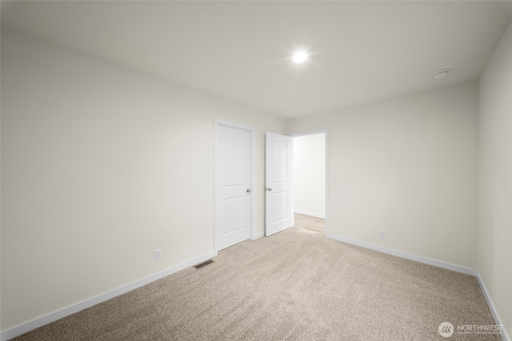200 Lot C Fineview Chehalis, WA 98532 - Photo 22 of 36 a view of an empty room