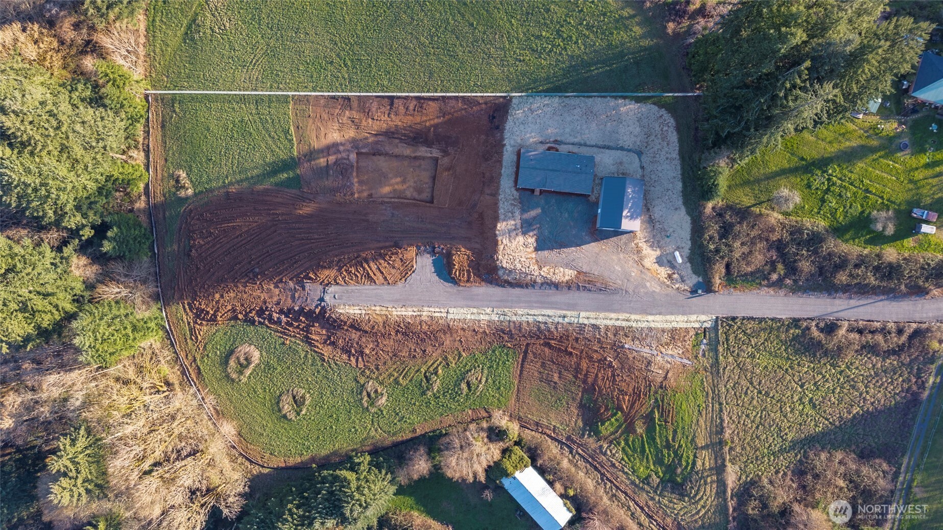 200 Lot C Fineview Chehalis, WA 98532 - Photo 35 of 36 an aerial view of a wooden house with a yard