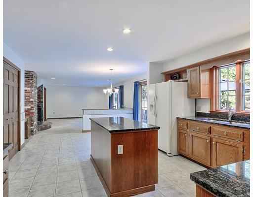 21 Stone Brooke Road Scarborough, ME 04074 - Photo 12 of 25 Kitchen. This kitchen features a...