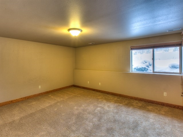 1407 North River Ridge Boulevard Spokane, WA 99224 - Photo 16 of 20 Gallery Image 16