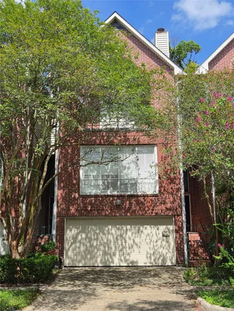$3,200 | 4509 Hazard Street, Houston, TX 77098