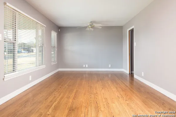 $1,495 | 303 Schmeltzer Lane, San Antonio, TX 78213