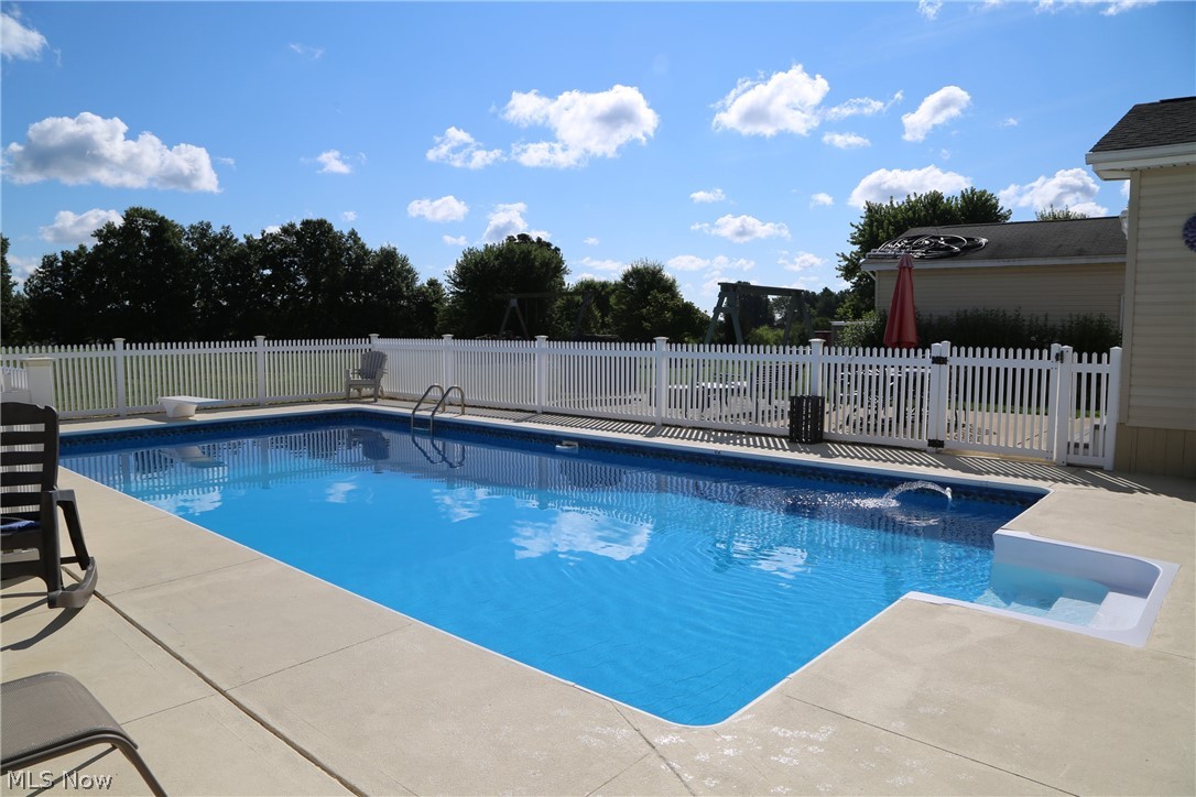 4758 Sherman Road Kent, OH 44240 - Photo 4 of 34 Gallery Image 4