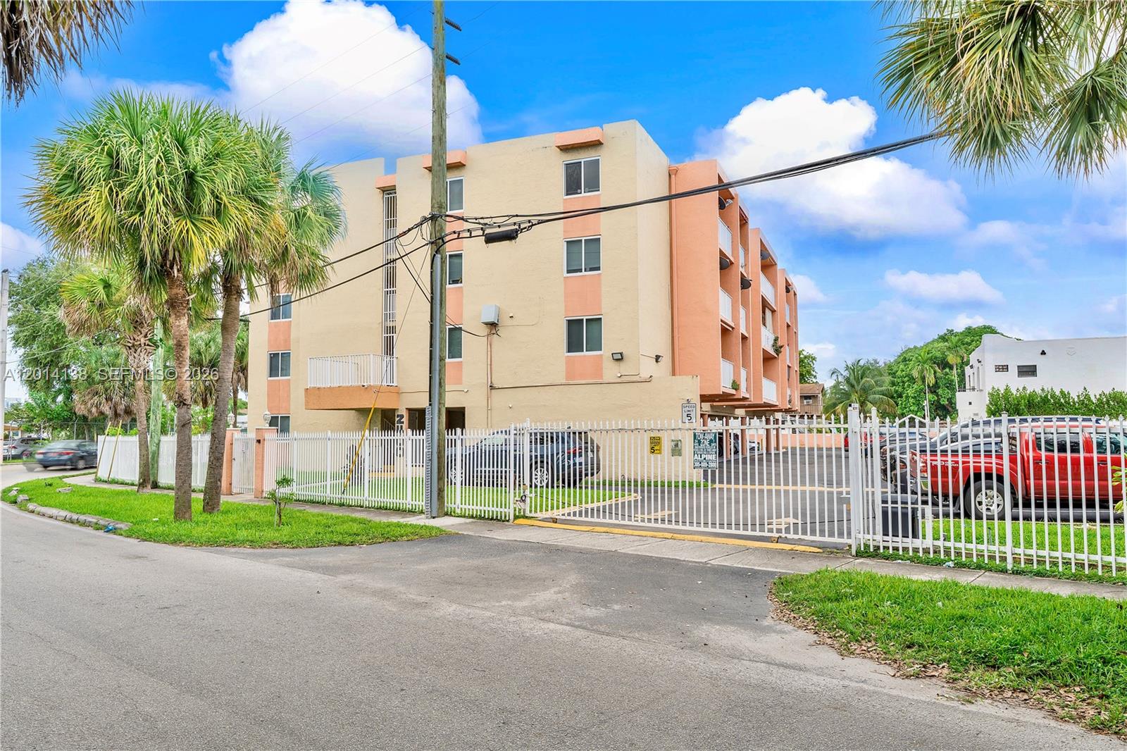 2400 Northwest 16th St Road Miami, FL 33125 - Photo 2 of 47 Gallery Image 2