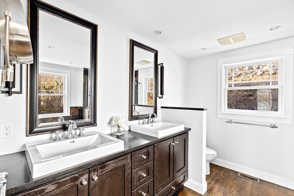 180 Downer Avenue Hingham, MA 02043 - Photo 23 of 29