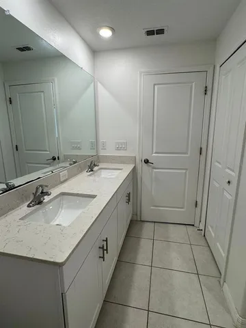 $2,450 | 10308 Lavender Aster Trail, San Antonio, FL 33576