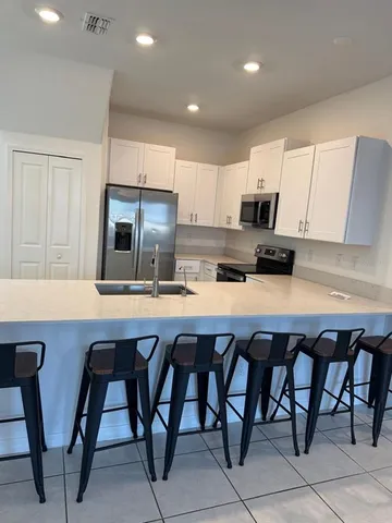 $2,450 | 10308 Lavender Aster Trail, San Antonio, FL 33576