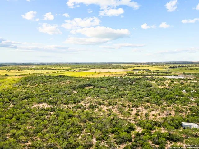 $700,000 | 425 Old Pleasanton Road, Poteet, TX 78065