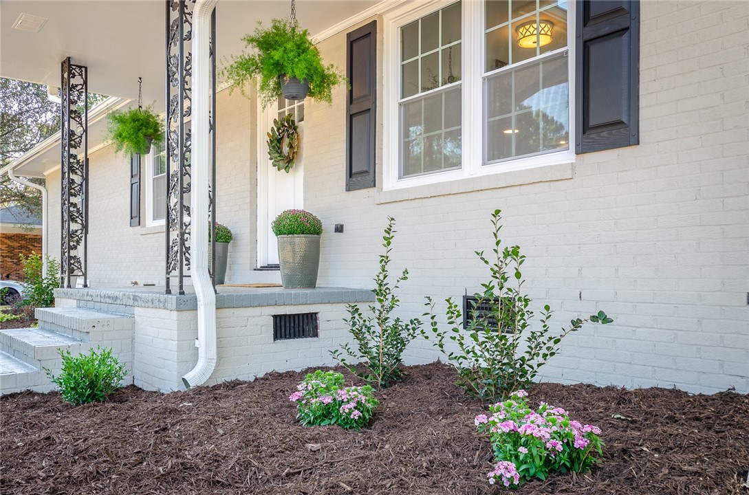 3020 Sunset Forest Road Anderson, SC 29626 - Photo 3 of 20 Gallery Image 3