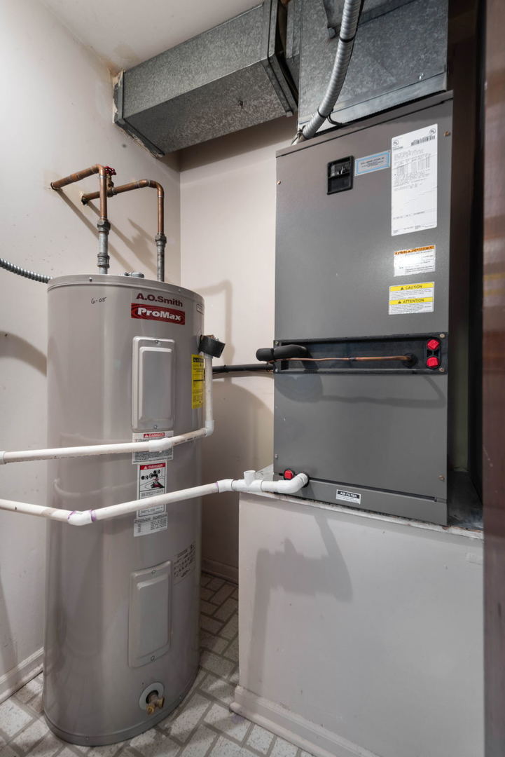 4180 Cove Lane, Unit C Glenview, IL 60025 - Photo 18 of 19 a view of water heater