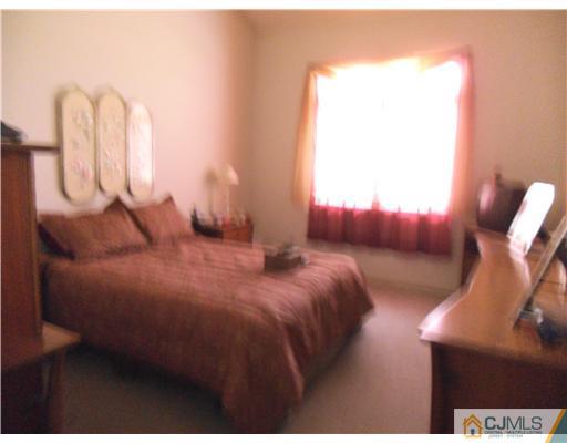 59 B Winthrop Road Monroe Township, NJ 08831 - Photo 6 of 11 Gallery Image 6