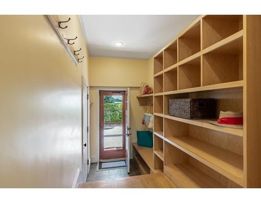 24 Calumet Road Winchester, MA 01890 - Photo 30 of 40