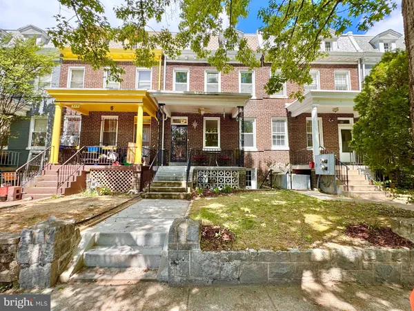 $834,900 | 527 Shepherd Street Northwest, Washington, DC 20011