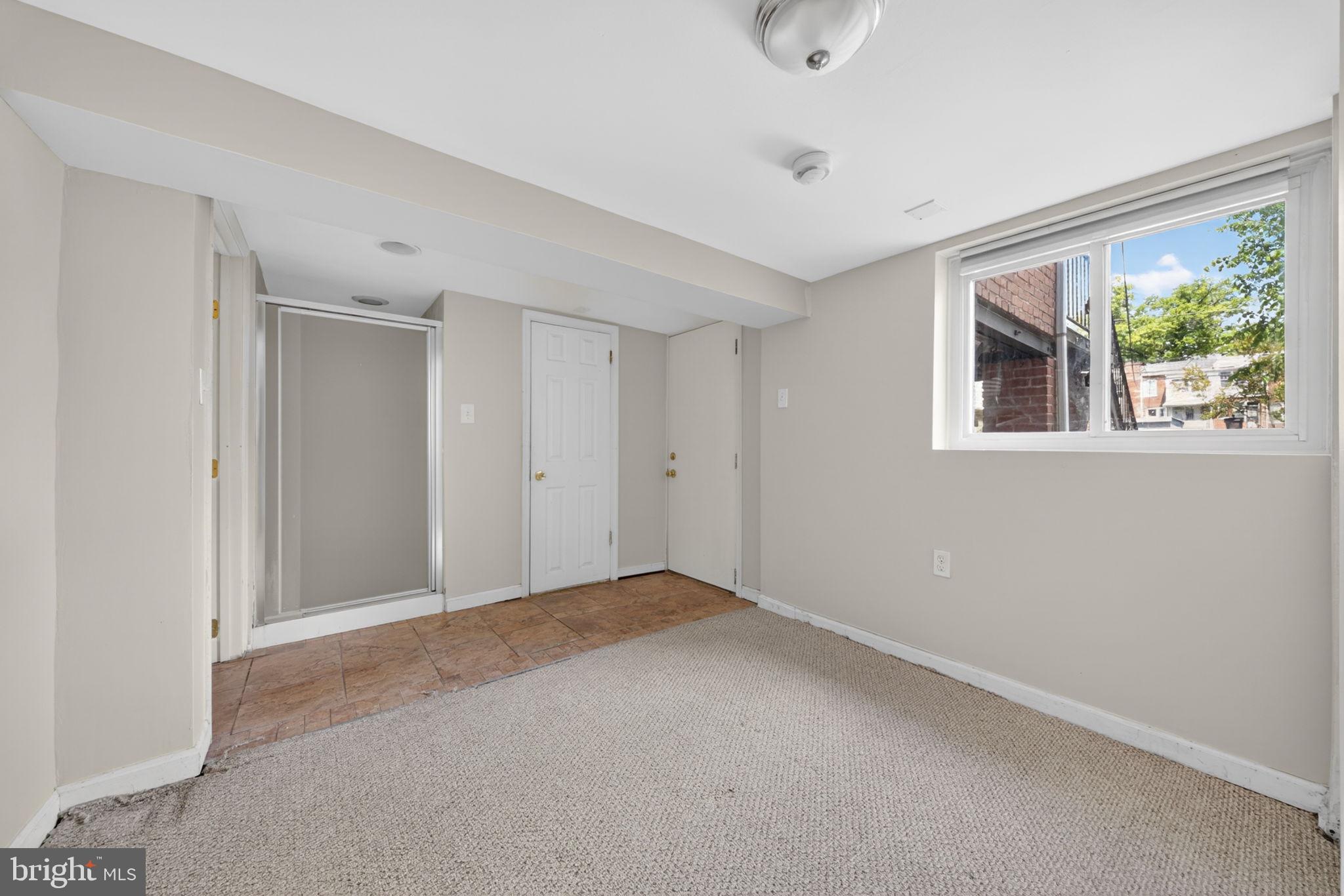 527 Shepherd Street Northwest Washington, DC 20011 - Photo 34 of 42 Lower level suite (bathroom)