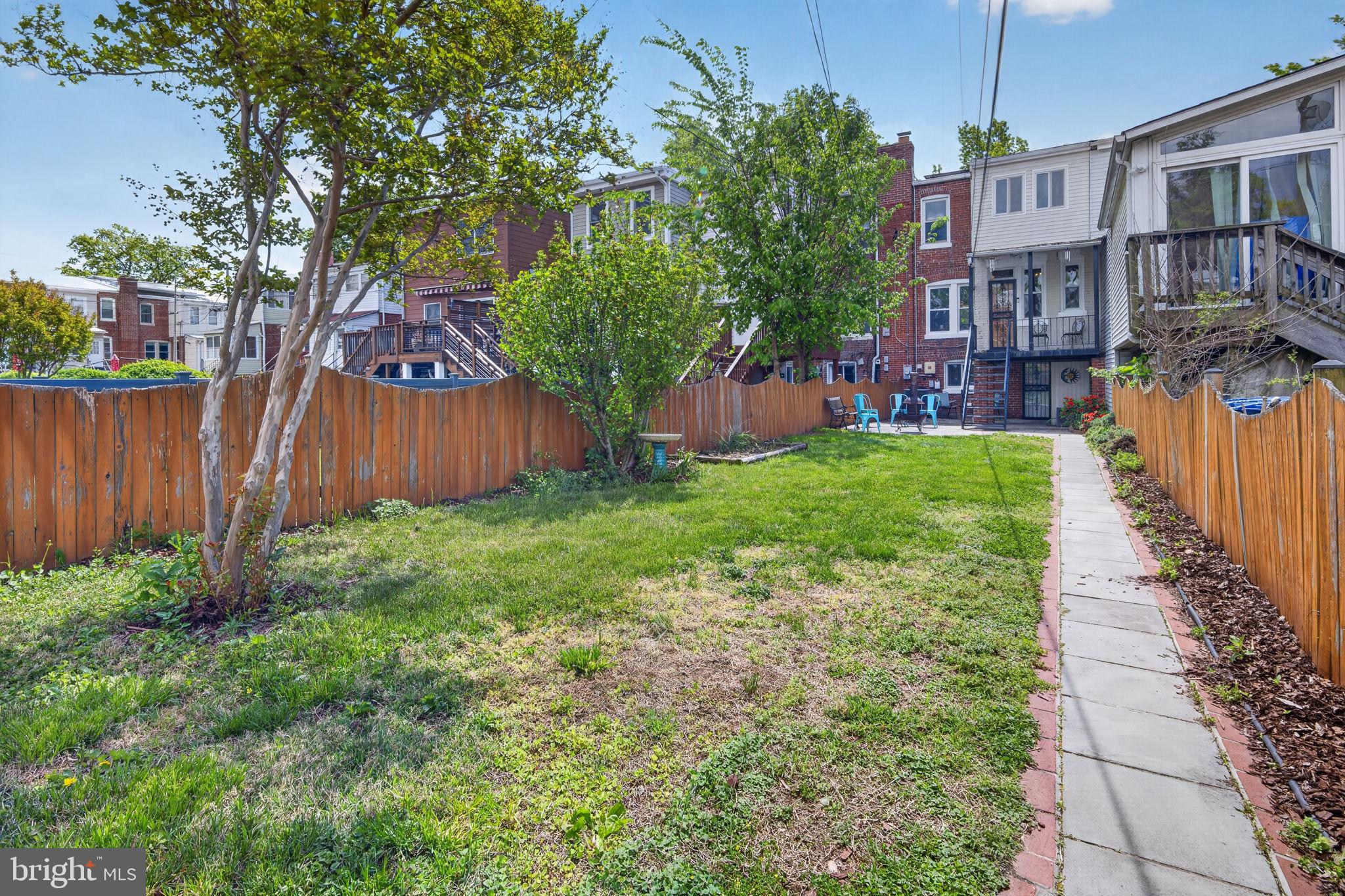 527 Shepherd Street Northwest Washington, DC 20011 - Photo 41 of 42 Back yard