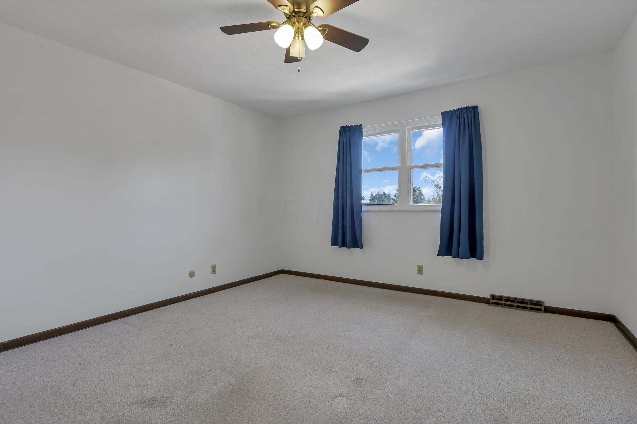 743 Strawberry Hill Road West Columbus, OH 43213 - Photo 28 of 54 49-web-or-mls-IMG_5597