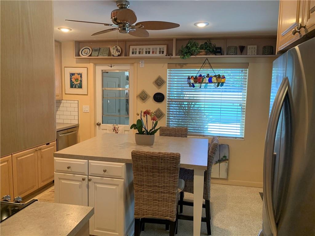 116 West Mango Road Lake Worth, FL 33467 - Photo 14 of 76 kitchen